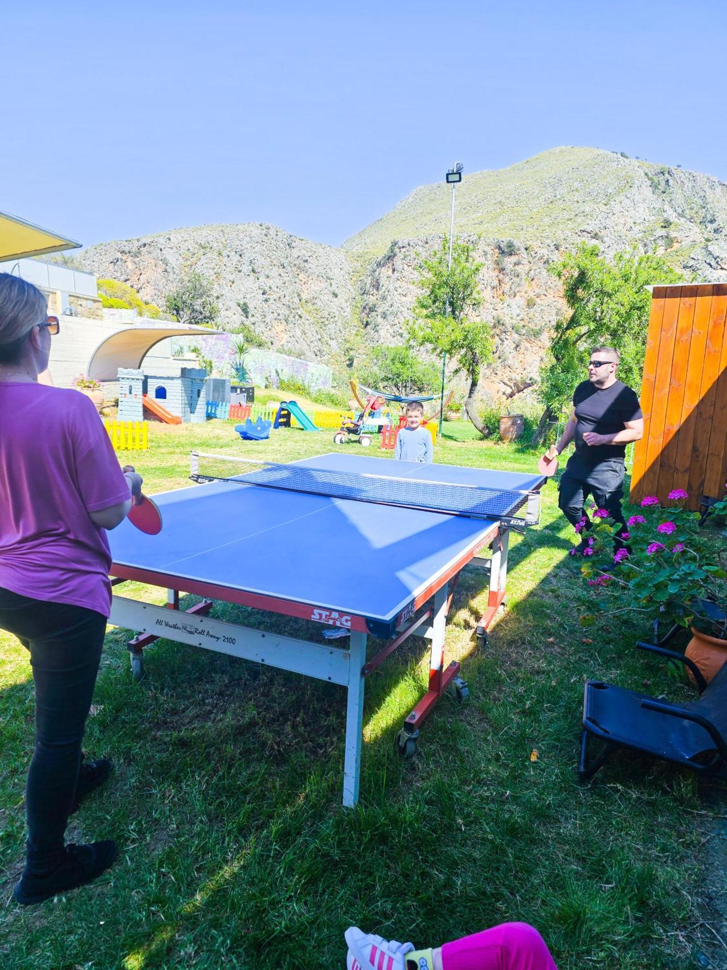 Heated Private Ozone Salt Pool, Jacuzzi, Cinema Inside & Outside, Ping Pong, Billiard, Ps5, Playground, Giant Chess, Giant Monopoly, Table Football, 3X Surround Sound - Villa Rokka Luxe Kissamos Ngoại thất bức ảnh